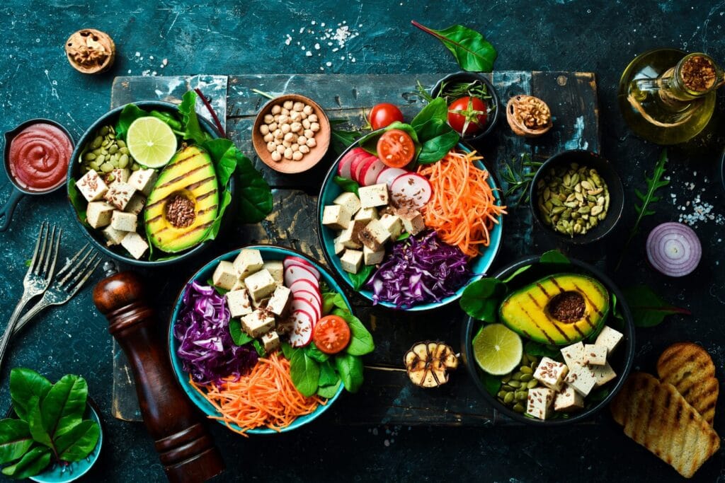Vista de platos vegetarianos y veganos en Gran Canaria