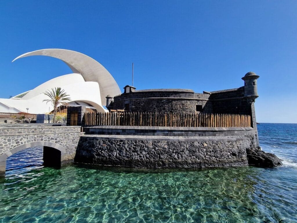 Vista del Castillo de San Juan Bautista en Santa Cruz de Tenerife