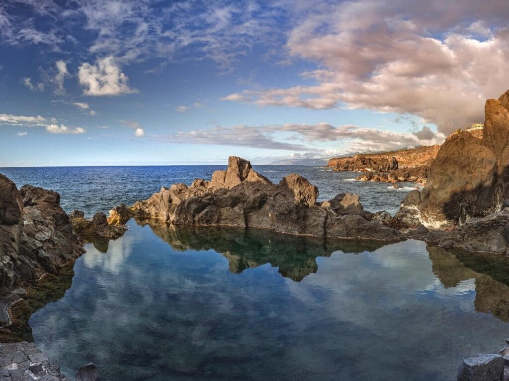 Vista del Charco de La Laja en San Juan de la Rambla