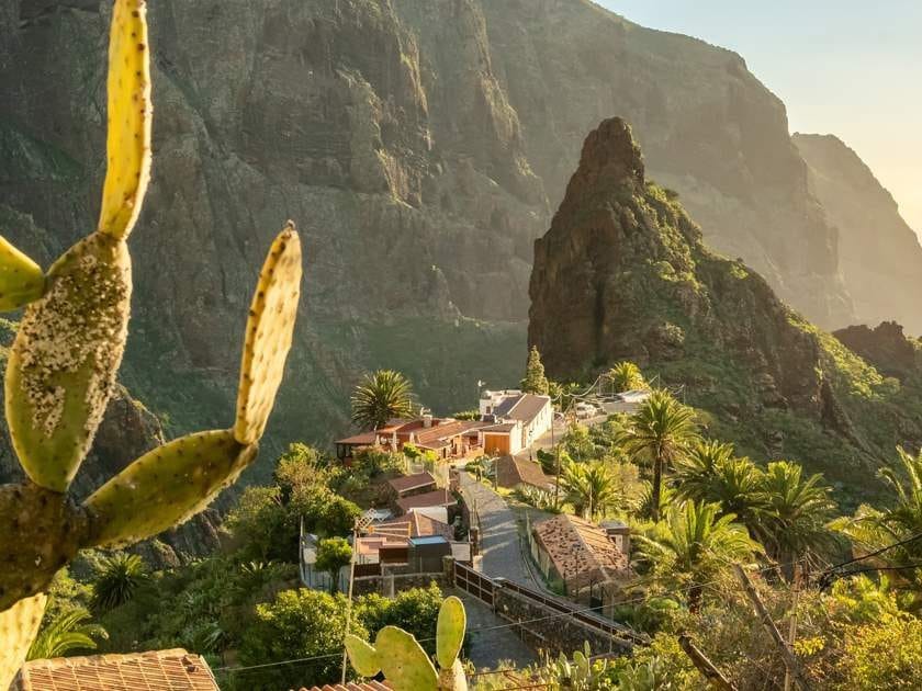 Vista panorámica del pueblo de Masca, uno de los más bonitos pueblos de Tenerife