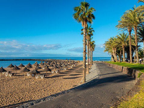 Vistas de la playa de Las Américas, una de las mejores playas de Tenerife