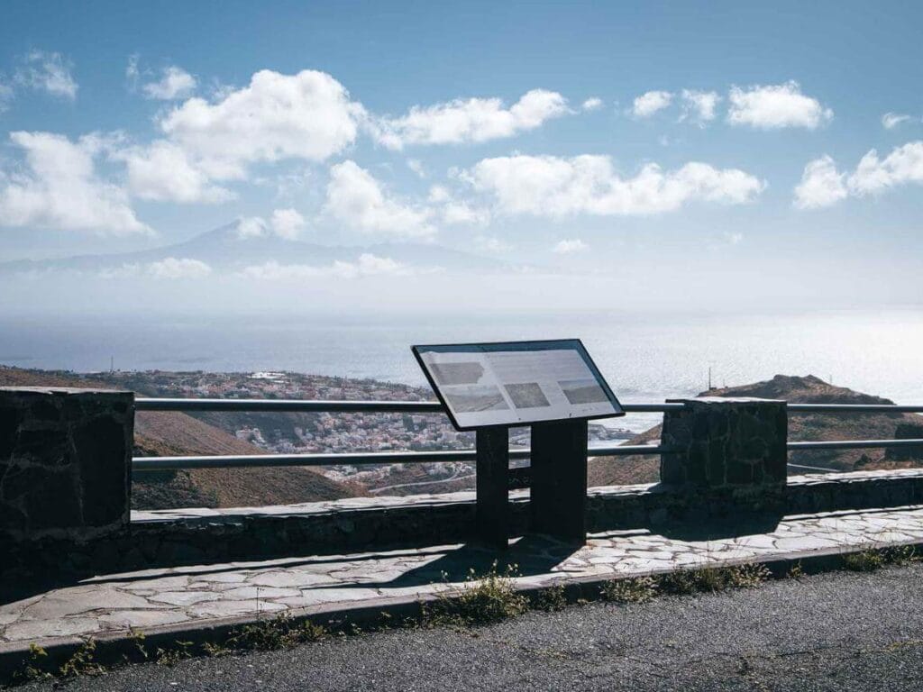 Vista desde el Mirador Lomada del Camello, uno de los mejores miradores en La Gomera