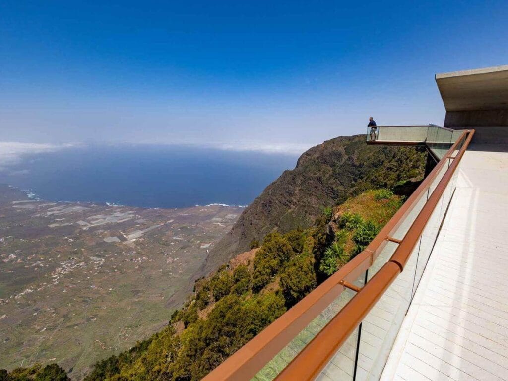 Vista de el Mirador de Jinama, uno de los mejores de El Hierro