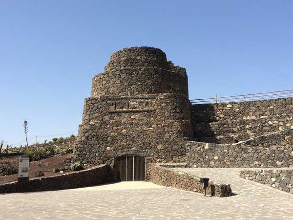 Vista del Horno de Cal en la isla de Fuerteventura