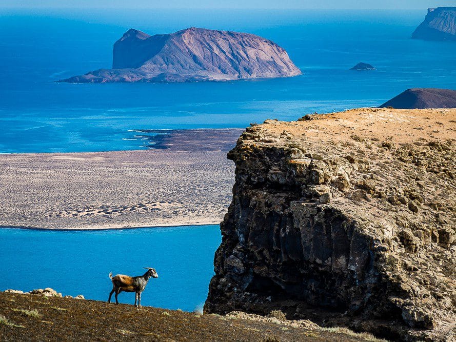 Vista de la isla de La Graciosa desdeLanzarote