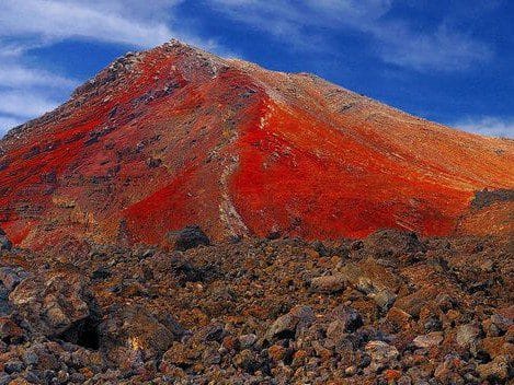 Vista de los colores de Montana Roja en Lanzarote