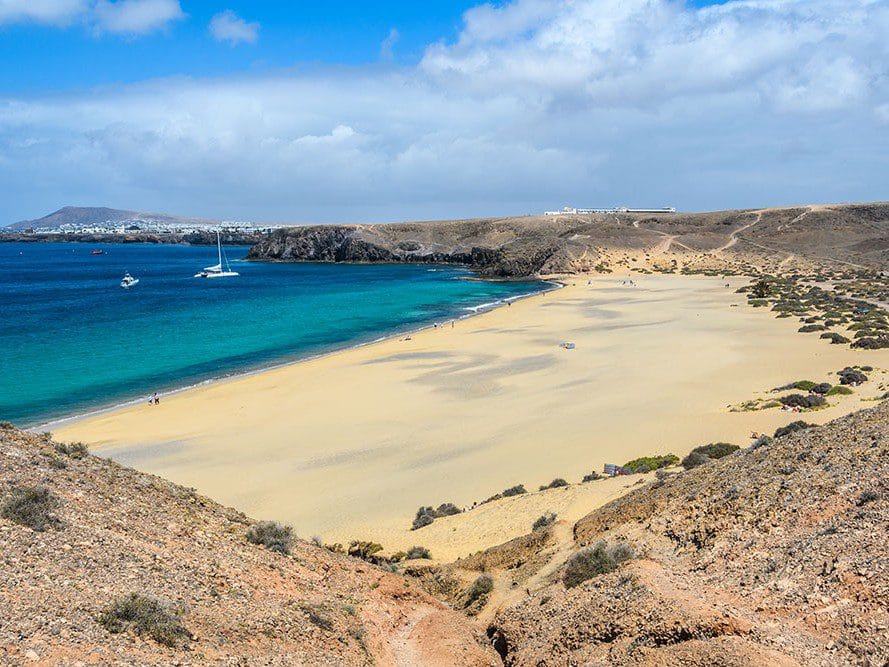 Vista de Playa Mujeres en Lanzarote