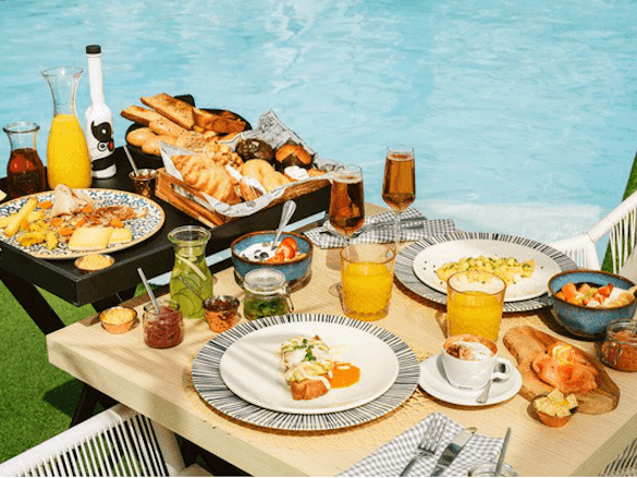 Vista de un delicioso brunch en La Buena Vida, en el Arrecife Gran Hotel