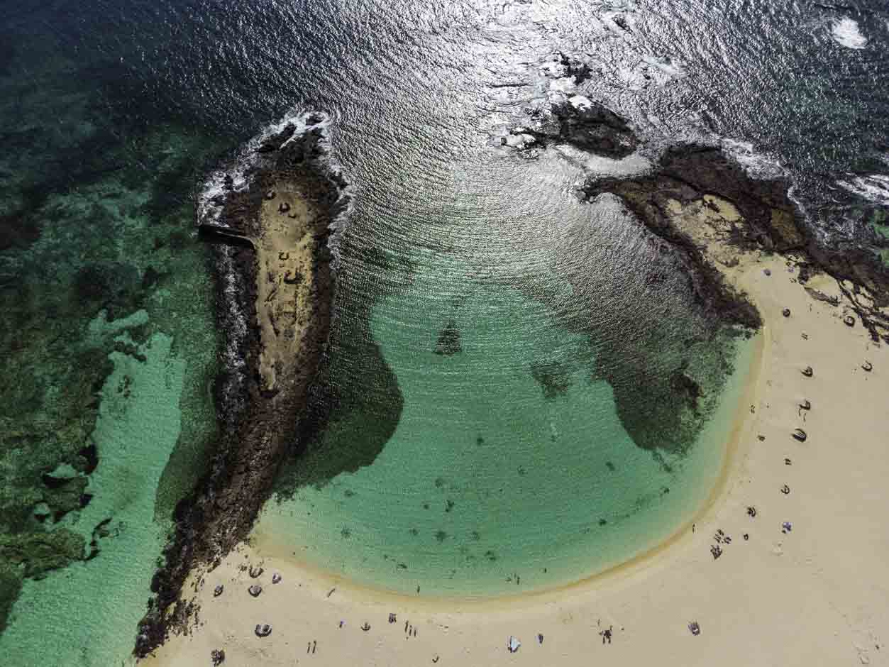 Vista de la playa de La Concha en el Cotillo, una de las mejores playas en Fuerteventura