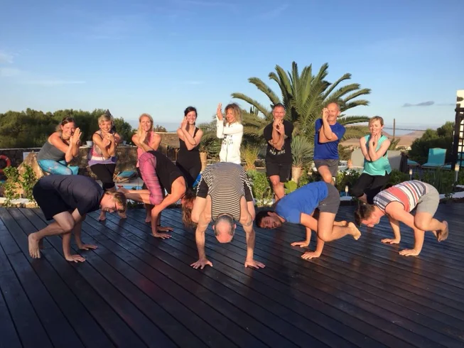 VIsta de 8 días en un retiro rejuvenecedor de yoga y pilates en Villaverde, una de las actividades que hacer en Fuerteventura