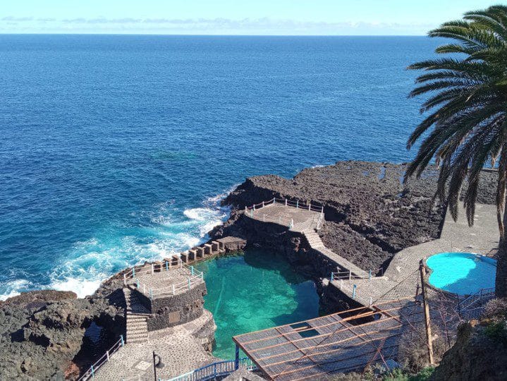 vista de las Piscinas Naturales de La Fajana y Charco Azul