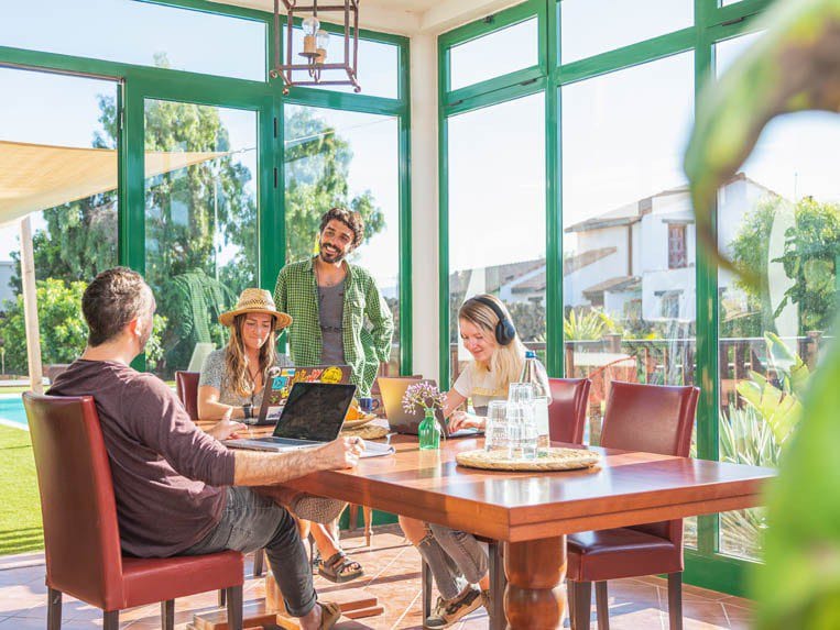 Vista de Surfescape en Lajares, uno de los mejores coworking de Fuerteventura