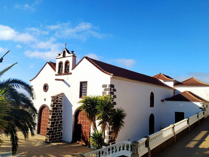 Vista de la iglesia de Santo Domingo de Garafia,