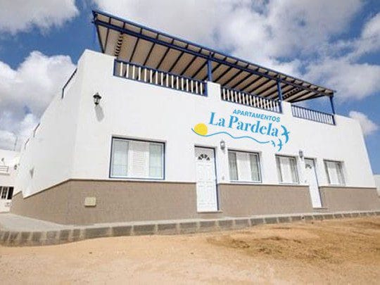 Vista de los alojamientos La Pardela, uno de los alojamientos con encanto en la Graciosa