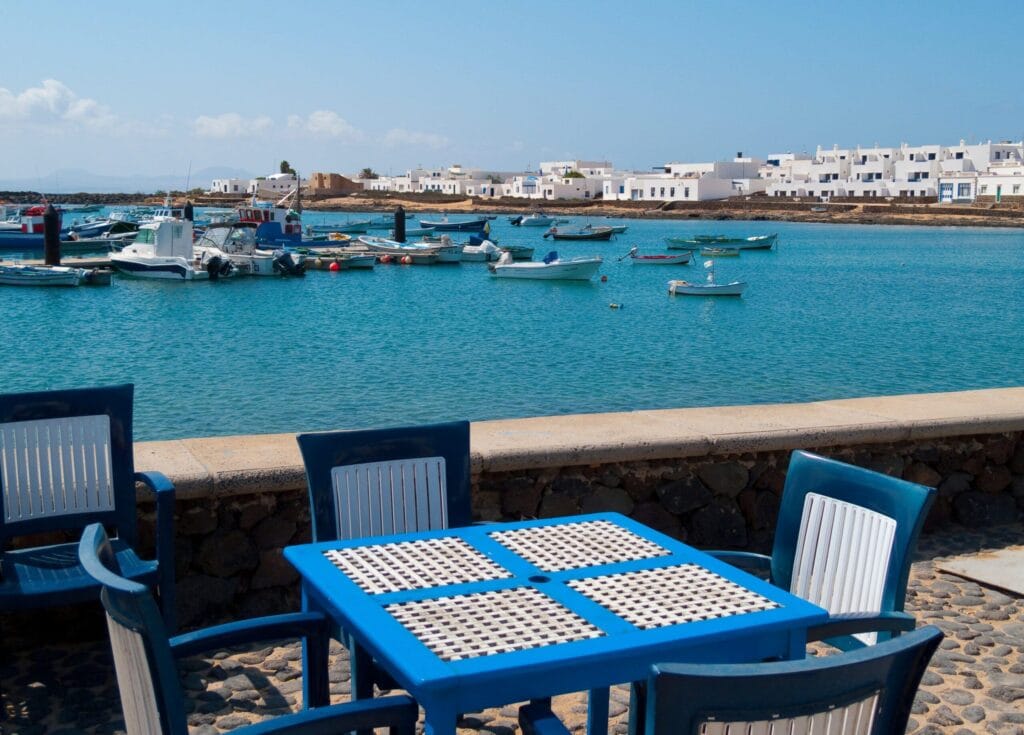 Vista de un restaurante en la isla de La Graciosa
